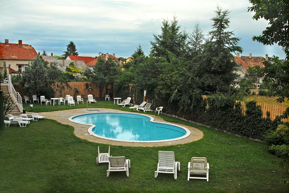 Abbázia Club Hotel Kék Keszthely Kültér fotó